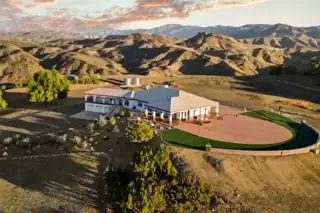 Agua Dulce mountain estate for events and filming