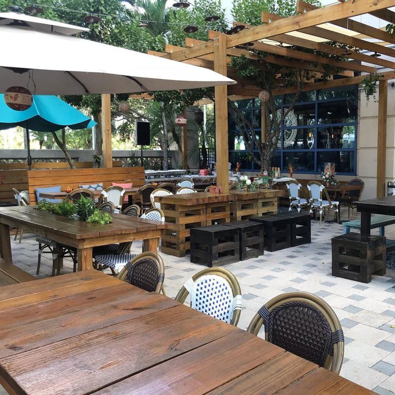 Organic Doral Restaurant with Outdoor Terrace and Juice Bar