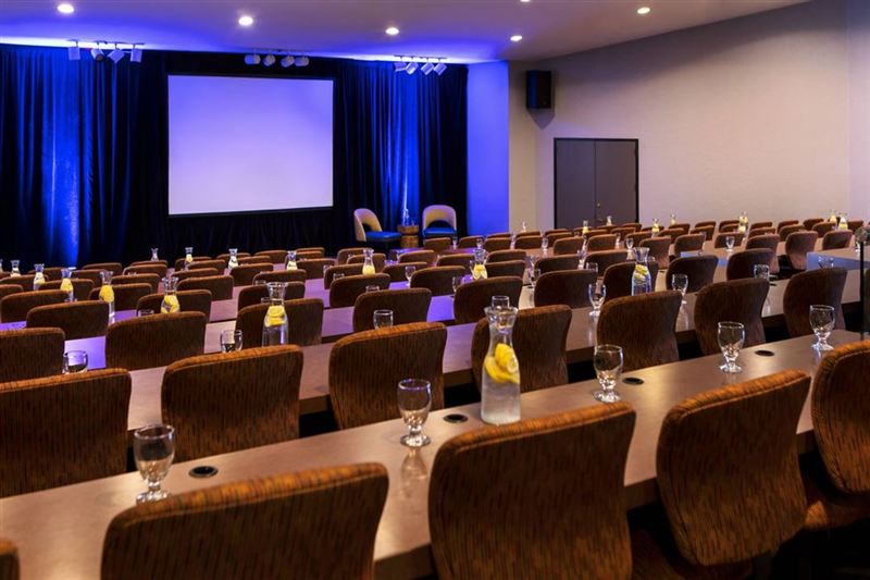 Palm Springs Hotel with Ballrooms and Conference Space