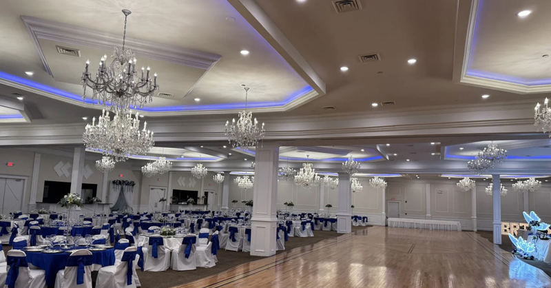 Waukegan Banquet Hall With Catering for Weddings and Company Events