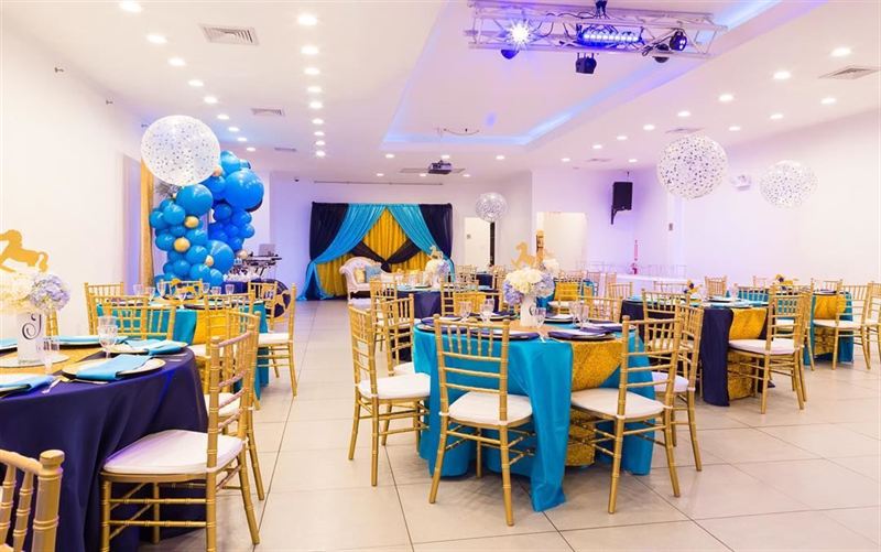 Flexible Brooklyn Ballroom Venue for Up to 100 Guests
