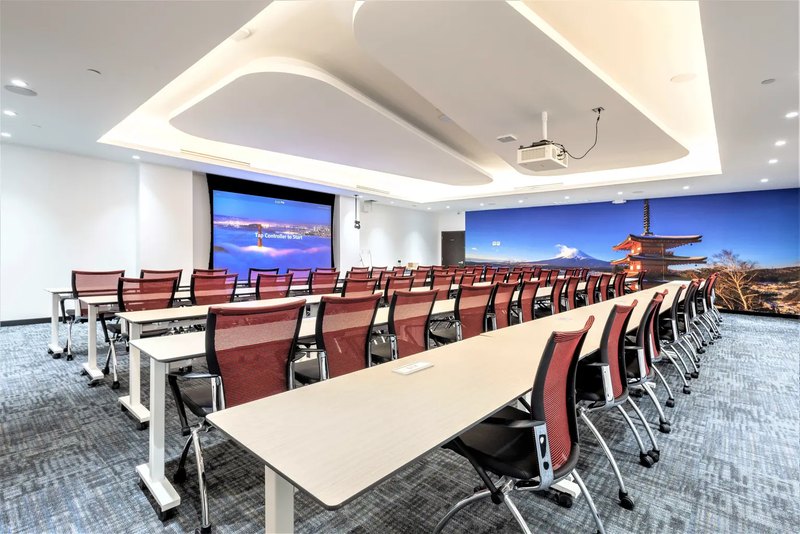 Tokyo Room Conference and Event Space for Up to 106 Guests