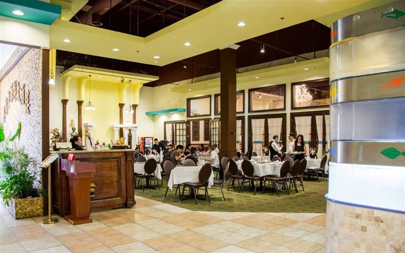 Large Norcross Banquet Hall With Chandeliers, Stage, 25-Foot Screen and Chinese Dining in Norcross, GA