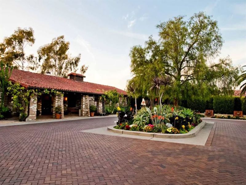 Garden Resort Event Venue Near Torrey Pines and Uc San Diego