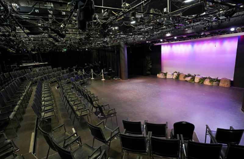 Arts Venue in Thousand Oaks for Performances, Rehearsals & Creative Use