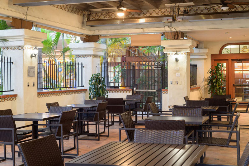 Old Town Hotel Meeting Venue Near Airport and Historic District