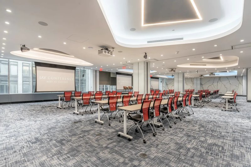 Paris Room Conference and Event Space for Up to 400 Guests