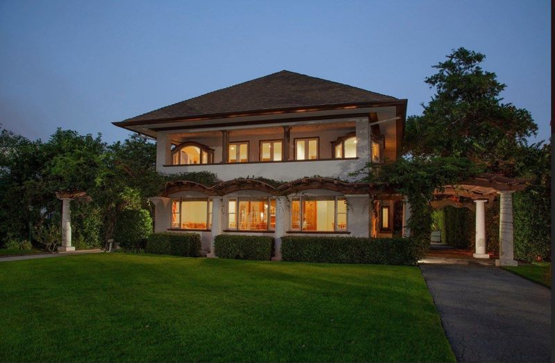 Historic Prairie House for Meetings, Receptions, and Mixers