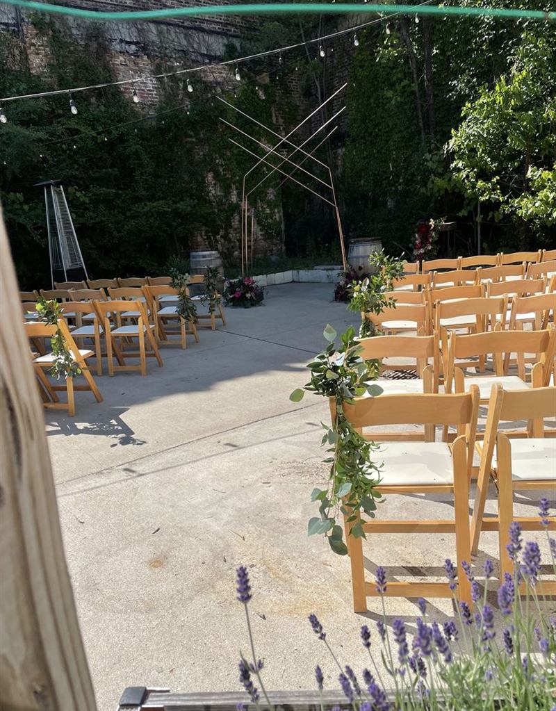 West Loop Winery Venue With Stage for Weddings and Concerts