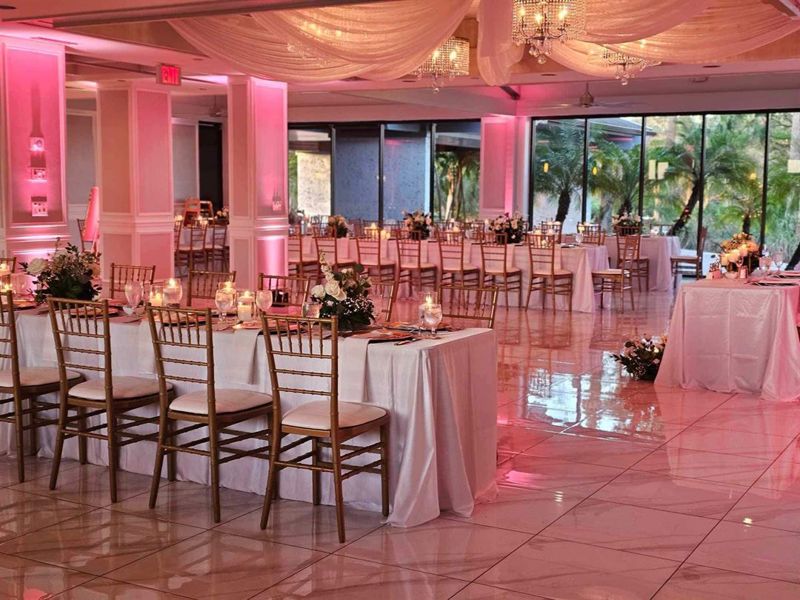Lakeview Golf Club Ballroom with Catering, Terrace and Bridal Suite