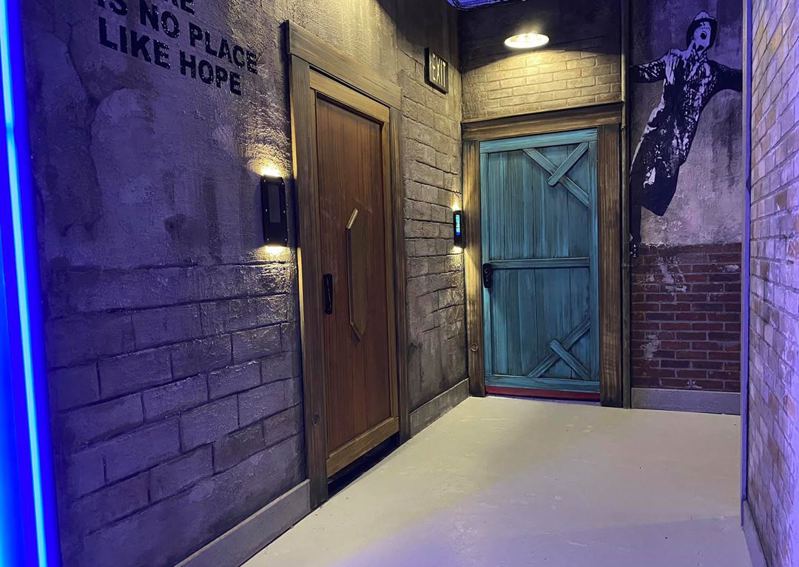 Indoor Challenge Venue with Team Rooms for Birthdays and Company Outings
