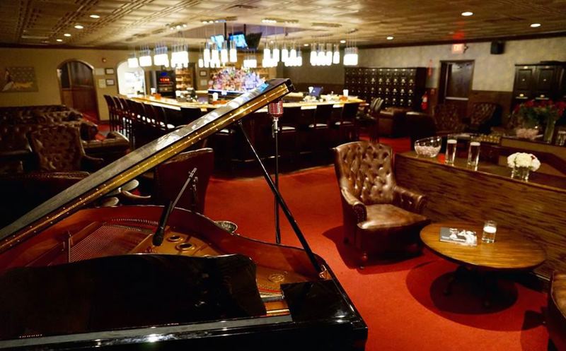Group Dining Restaurant With Bar Service and Private Event Options for Groups Up to 144 in Atlanta, GA