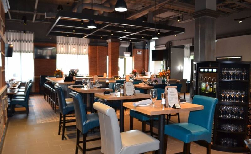 Naperville Wine Bar with Private Room for Dinners and Celebrations