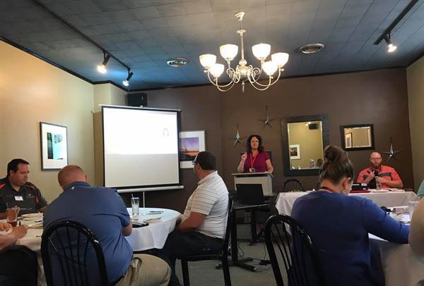 Gentelin S On Broadway hotels & resorts in Alton, IL photo