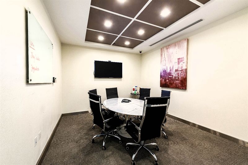 34th Street Room E Meeting Space for 6 Guests
