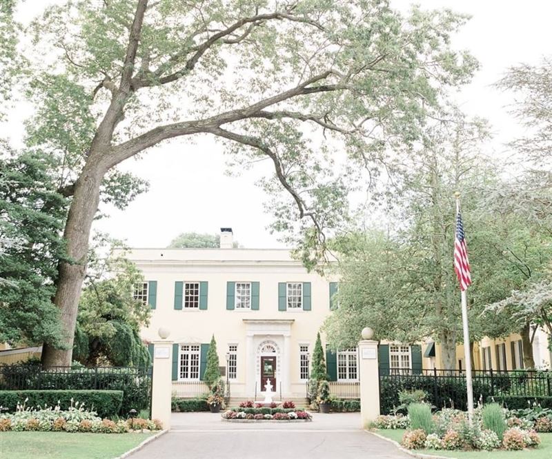 Gold Coast Mansion and Country Club Venue on 120 Landscaped Acres