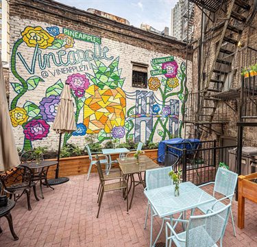 Brooklyn Heights Cafe with Private Dining Rooms and Garden