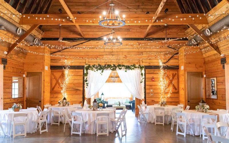 9 Oaks Farm farm wedding venue in Monroe, GA photo