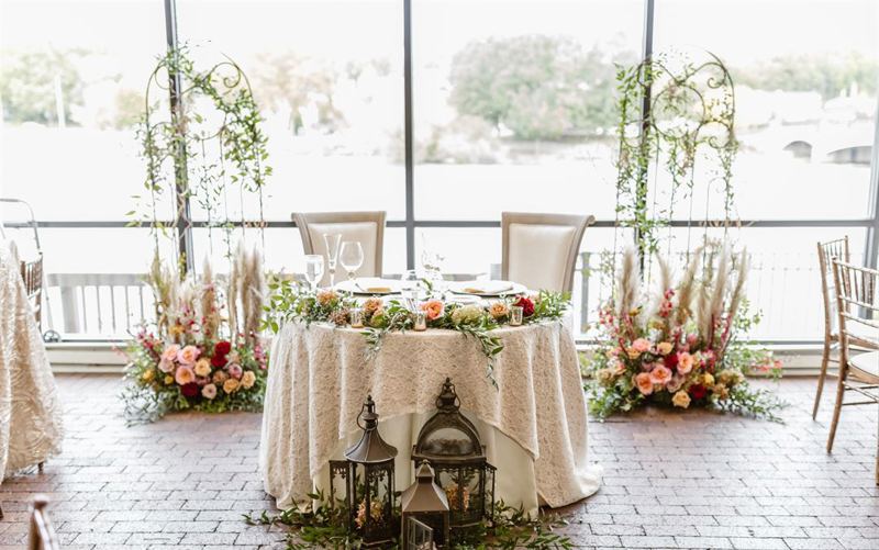 Fox River Event Center with Fireplaces for Weddings and Corporate Gatherings