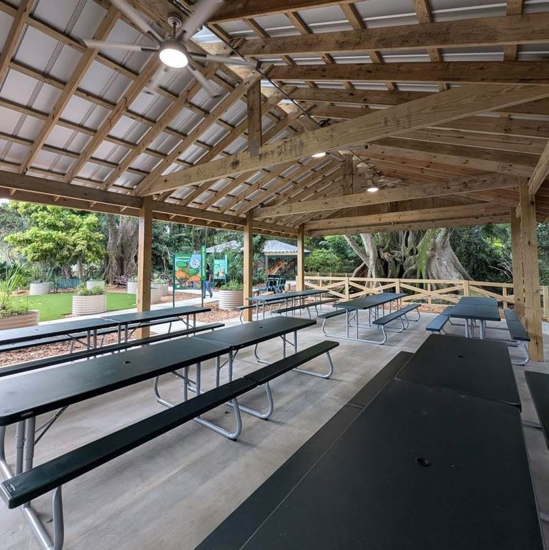 Botanical Garden Venue with Banyan Trees, Pavilion and Gazebo
