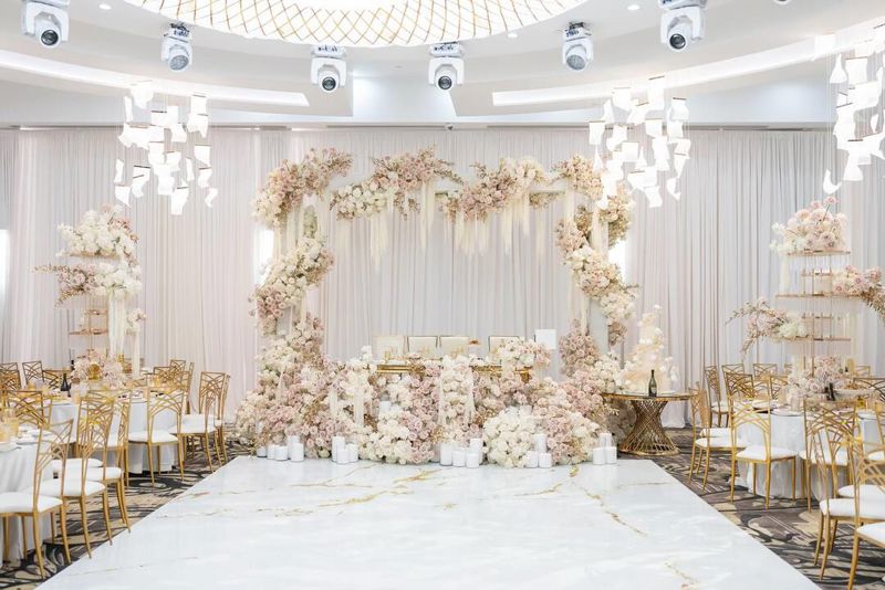 Full-service Sun Valley Banquet Venue for Large Celebrations