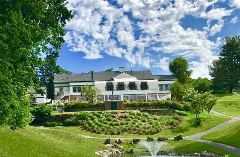 Pleasantville Country Club Venue With Covered Terrace and Golf Views