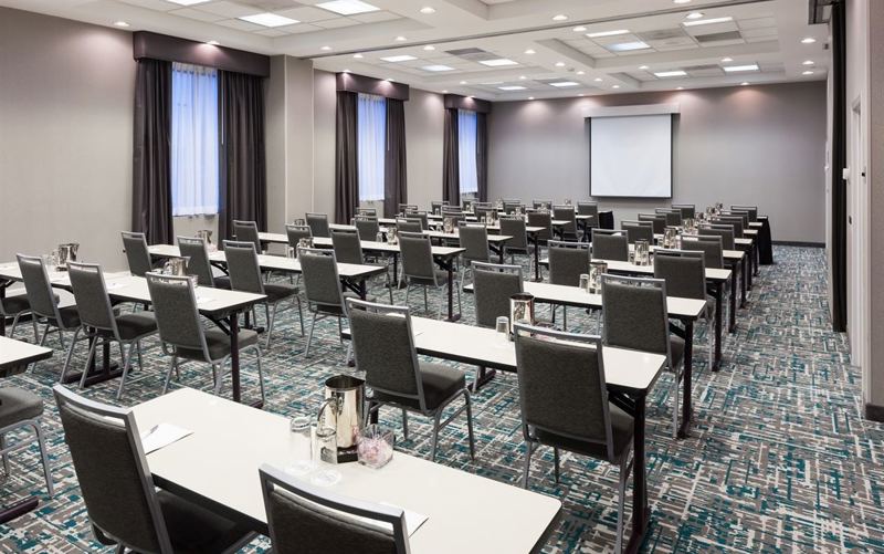 North Shore Hotel Meeting Rooms for Reunions, Weddings and Business Events