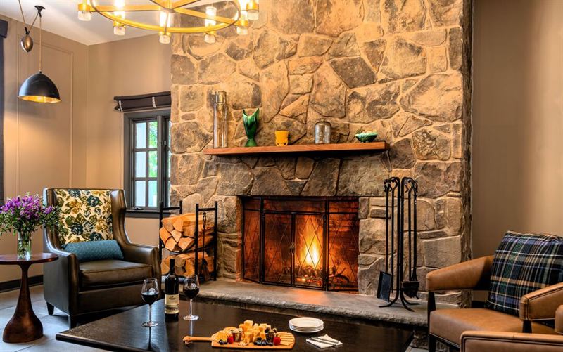 Boutique Inn and Spa With Lodging, Dining and Event Grounds