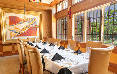 Lincolnshire Restaurant Event Space With Wine Service for Celebrations