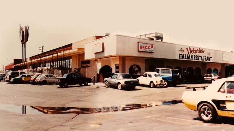 Victorios Ristorante restaurants & bars / ballrooms in North Hollywood, CA photo