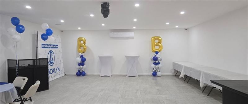 Brooklyn Celebration Hall With Full Kitchen, Bar and Flexible Event Floor