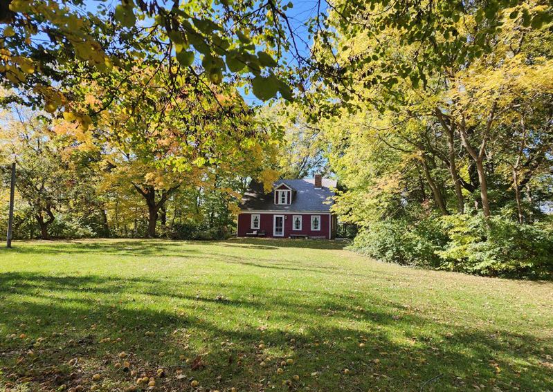 Cambre House and Farm farm or garden event venue in Nauvoo, IL photo