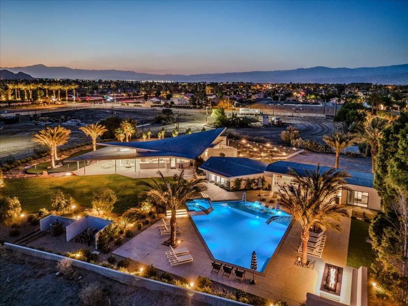 Mid-century Indio Estate with Pool, Lodging and Mountain Views