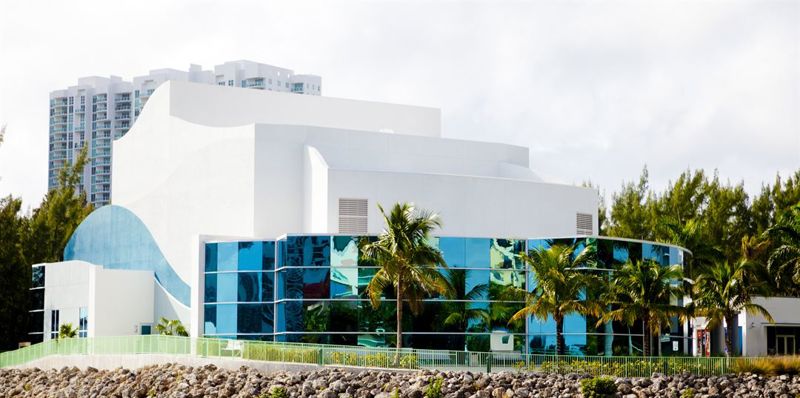 Waterfront Aventura Theater Venue for Performances and Receptions