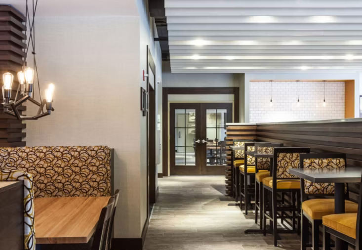 Downtown Evanston Hotel with Ballroom for Weddings and Company Events