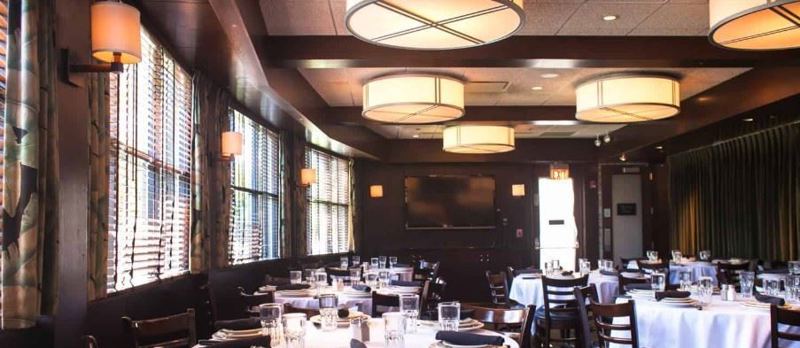 Glenview Steakhouse with Private Rooms for Dinners and Celebrations