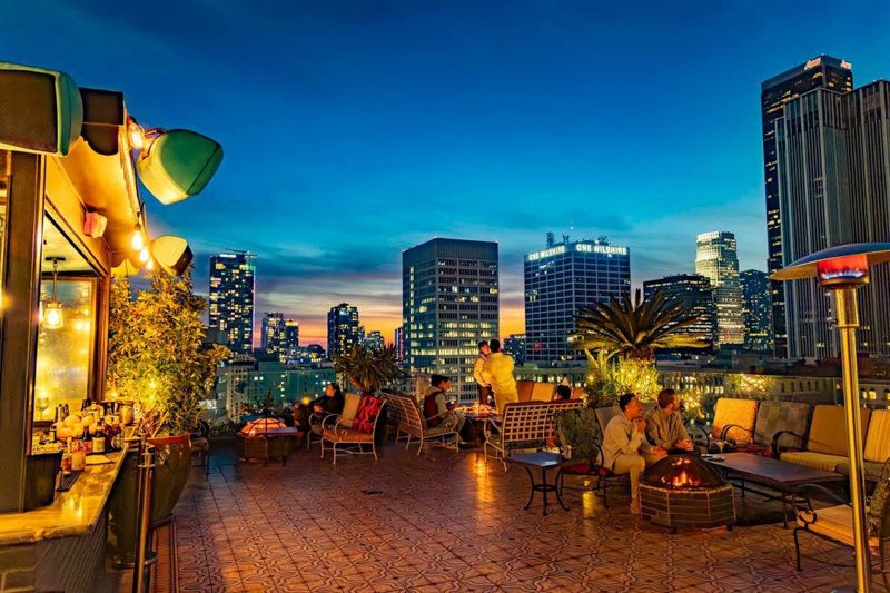 Moxy Downtown Los Angeles