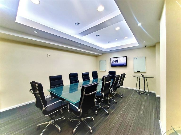Financial District Room A Meeting Space for 10 Guests