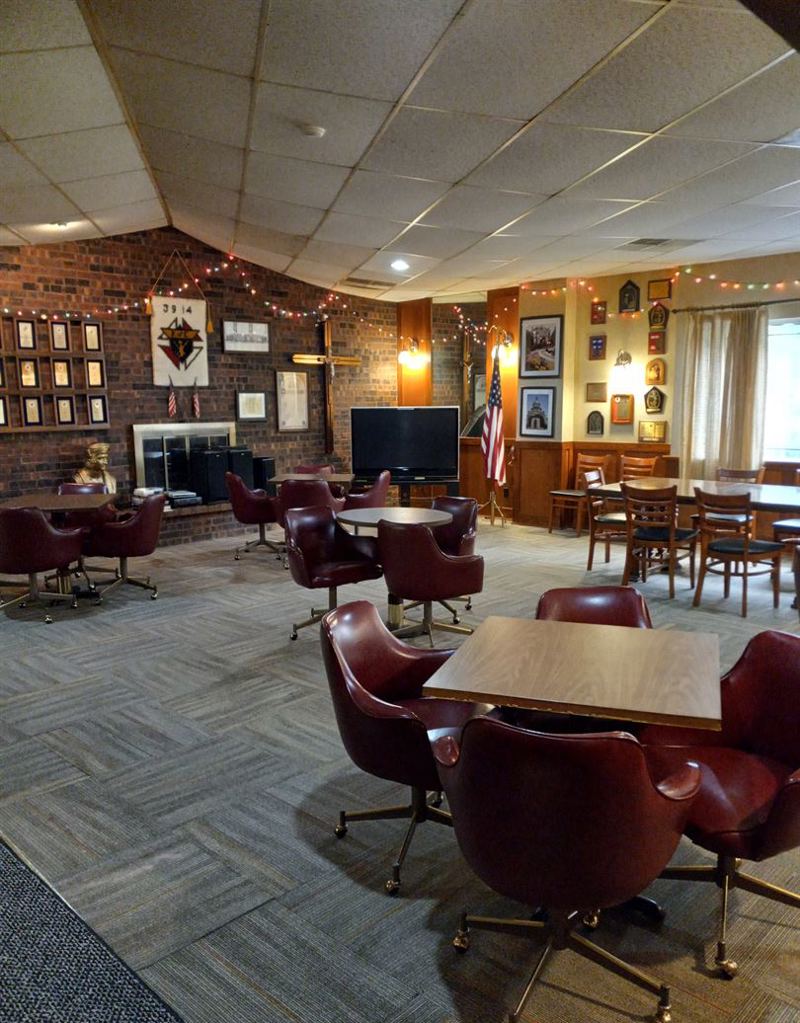 Riverton Riverfront and Indoor-Outdoor Venue for Events Up to 400 Guests