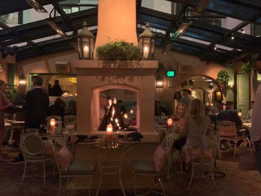 Beverly Hills Hideaway mansions & homes / outdoor venues in Beverly Hills, CA photo