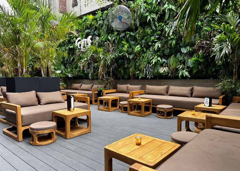 Three-Level Lower East Side Nightclub With Rooftop Garden