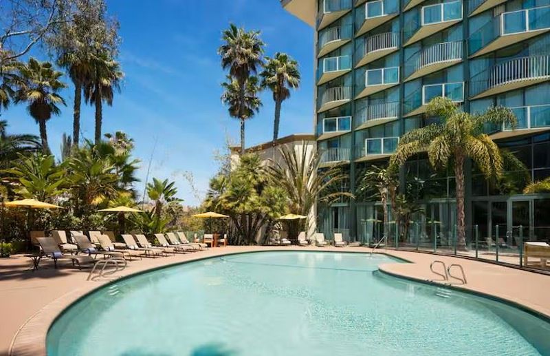 Hotel Circle Meeting and Event Venue with Ballroom and Outdoor Pavilion
