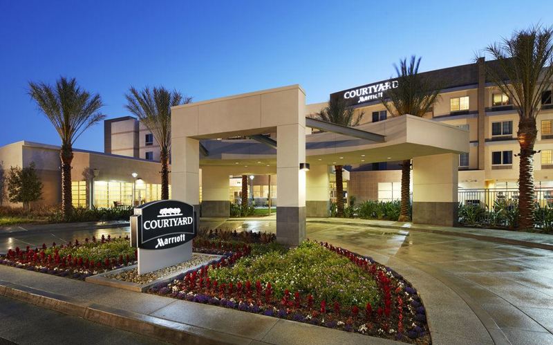 Courtyard Long Beach Airport