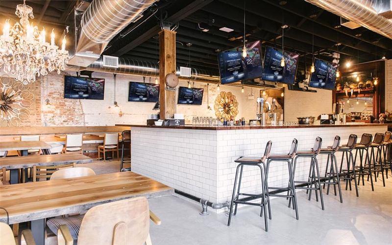 Logan Square Restaurant With Large Patio for Parties and Company Events