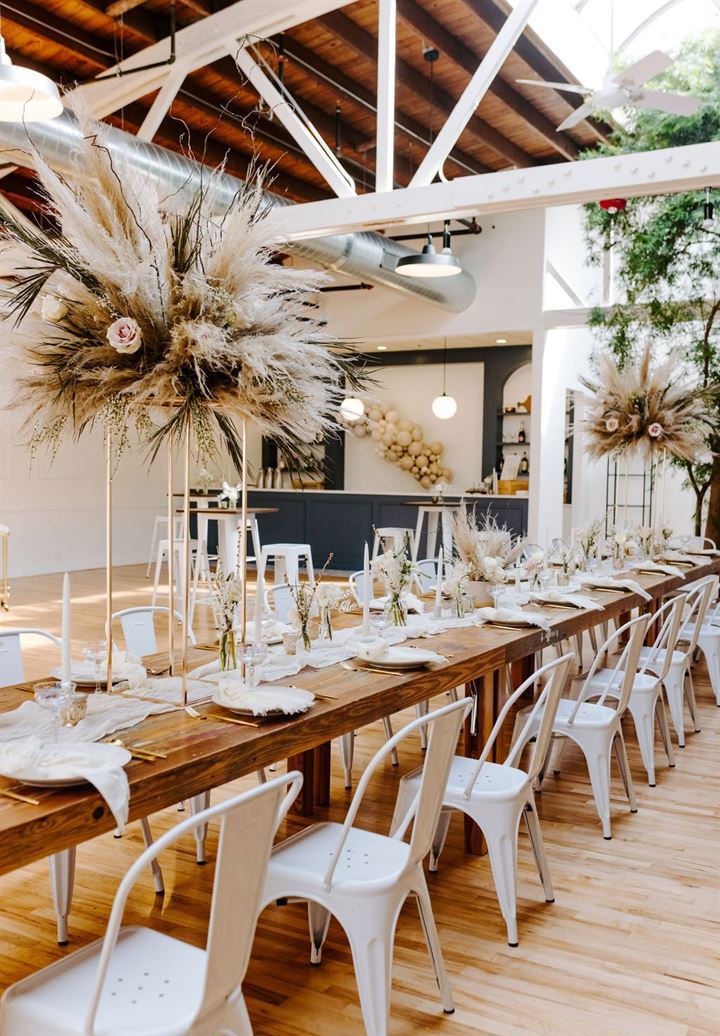 Light-Filled Winnetka Restaurant with Skylight and Private Events