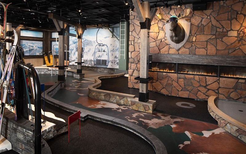 Meatpacking Mini Golf Event Venue With Rooftop and Lounges