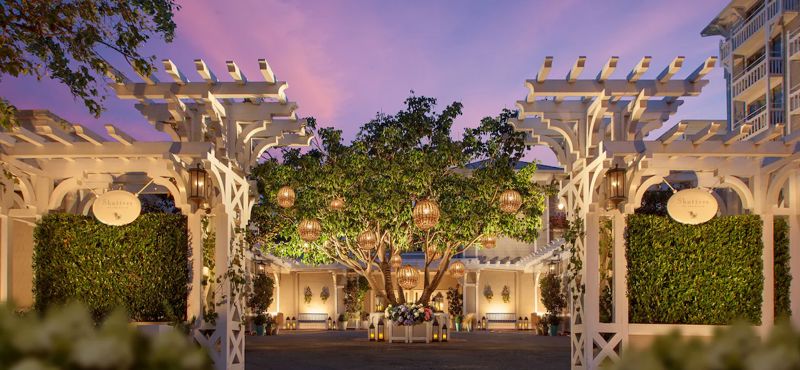 Iconic Oceanfront Hotel Venue with Terrace and Grand Salon