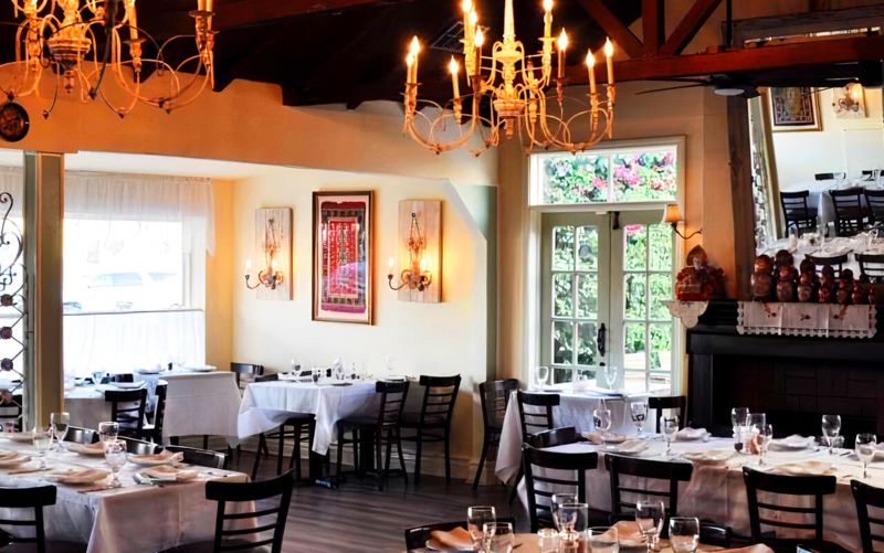 European Restaurant with Private Dining in Tarzana