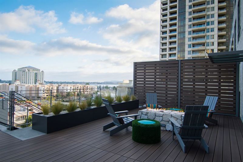 Downtown Indoor-outdoor Event Venue with Bay Views