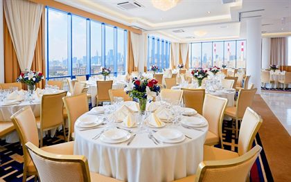 Long Island City Penthouse Ballroom With Rooftop Views